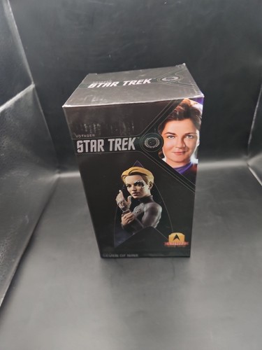 Star trek voyager - star,